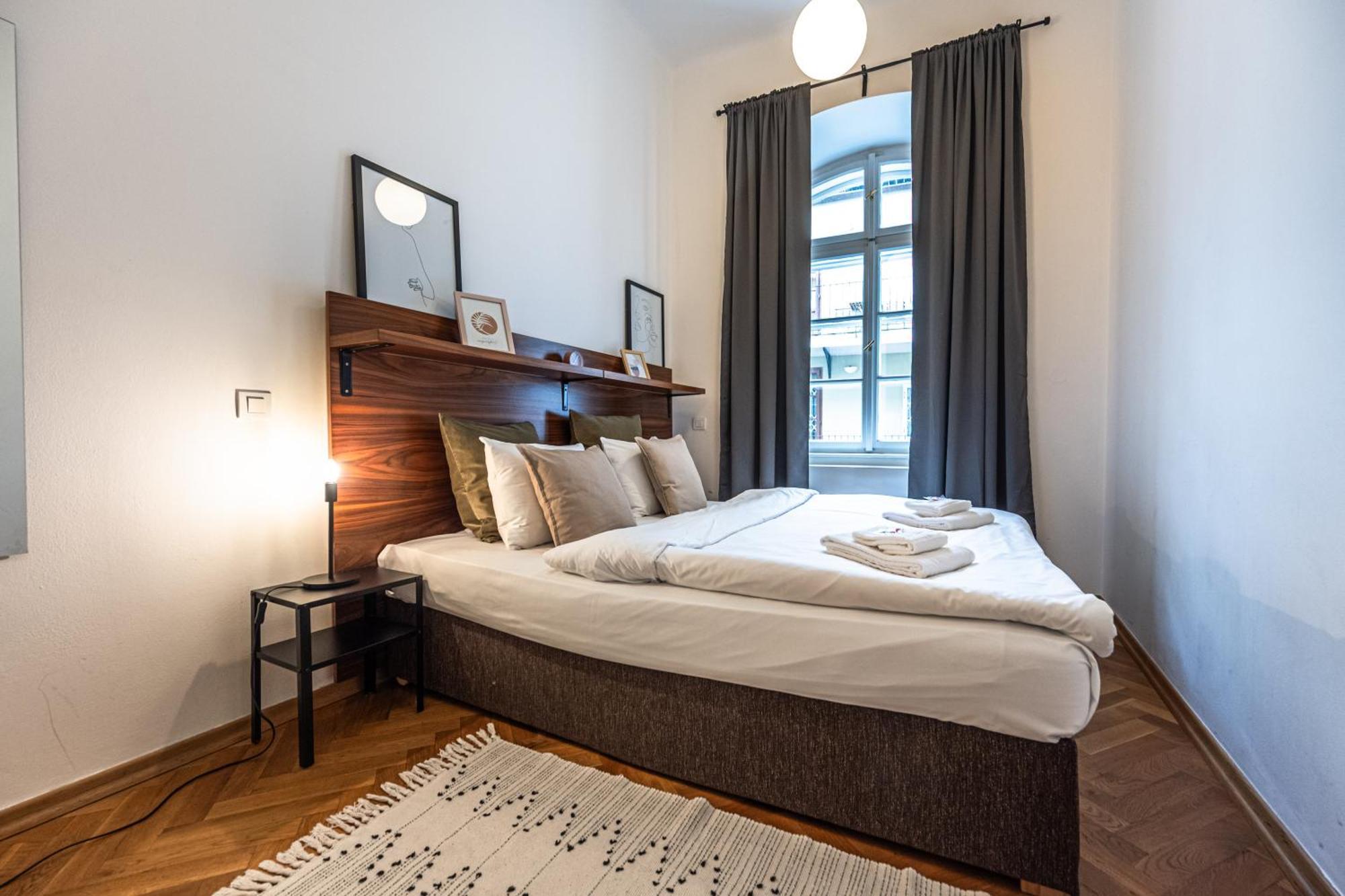 Charles Apartments In Old Town Прага Екстер'єр фото