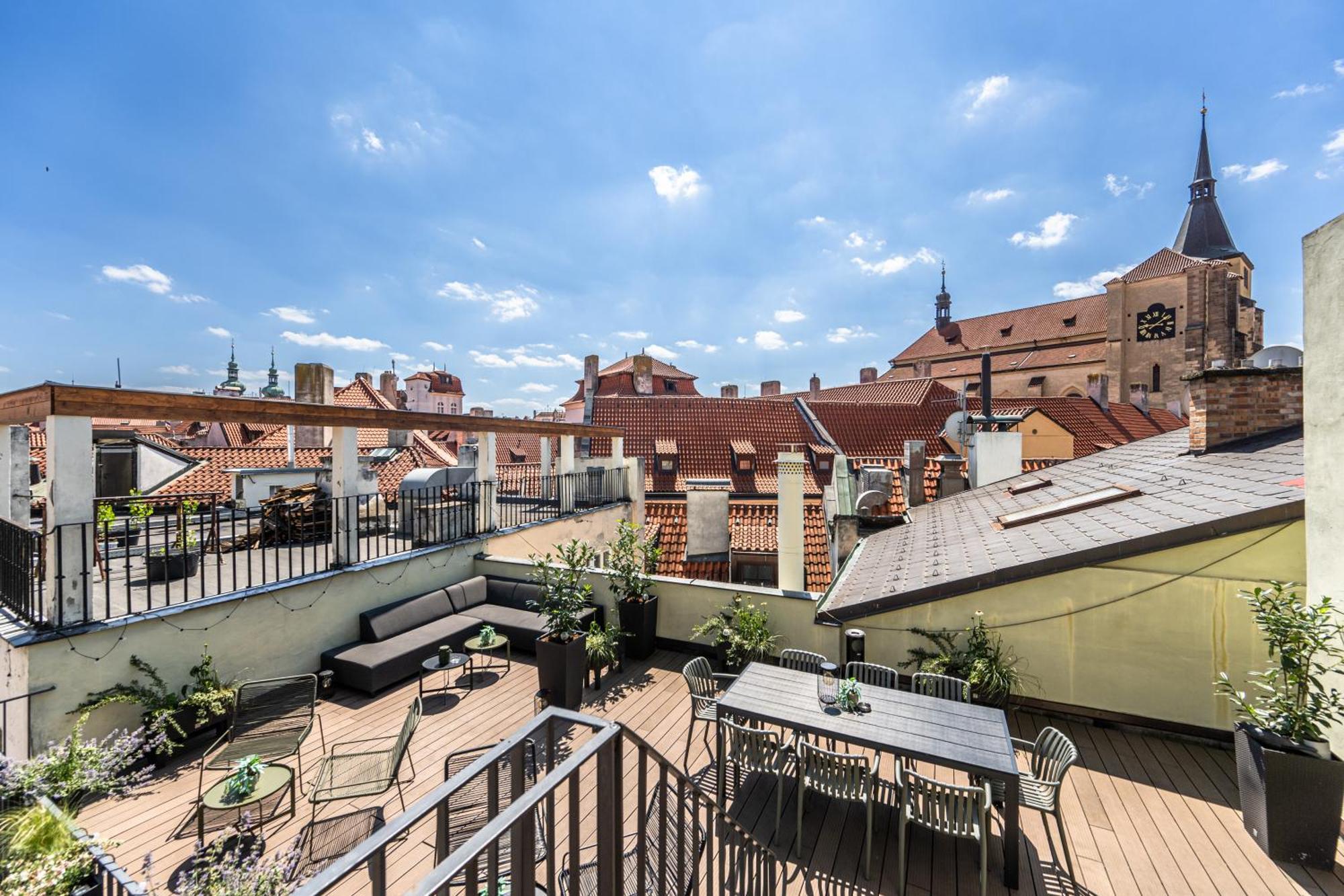 Charles Apartments In Old Town Прага Екстер'єр фото