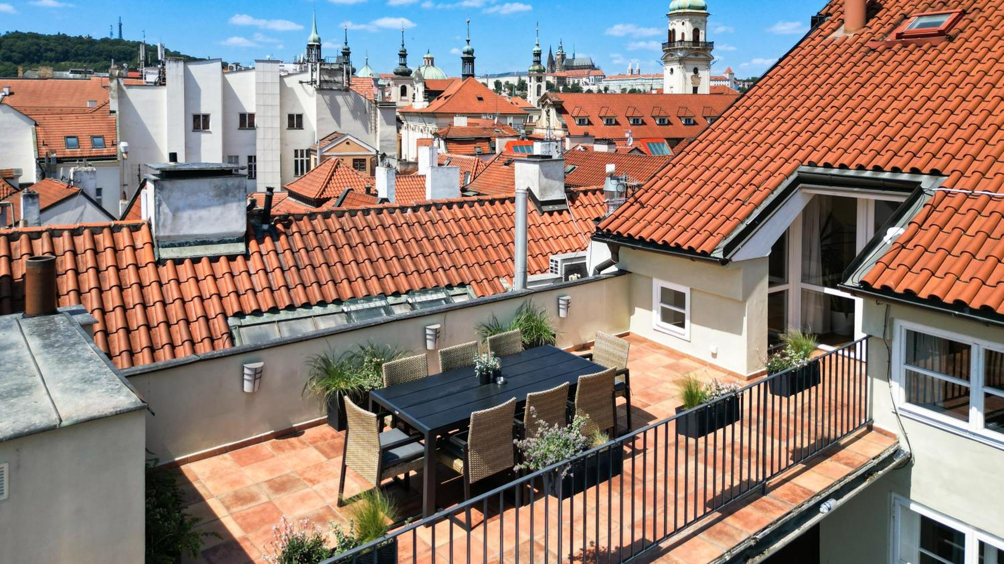 Charles Apartments In Old Town Прага Екстер'єр фото